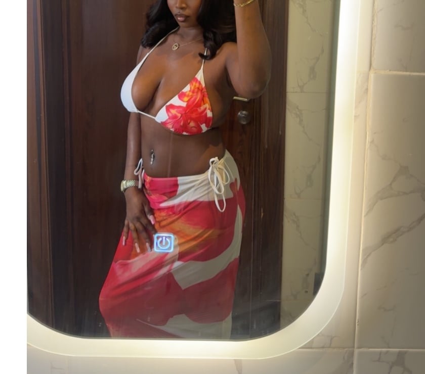 Escorts West Midlands Solihull - Photos for Your Sexy Black Barbie - Available today In SOLIHULL