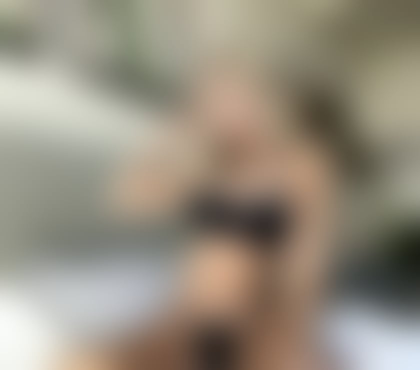 Escorts Oldham Town Centre Oldham - Photos for PARTY GIRL 💓 NEW IN TOWN