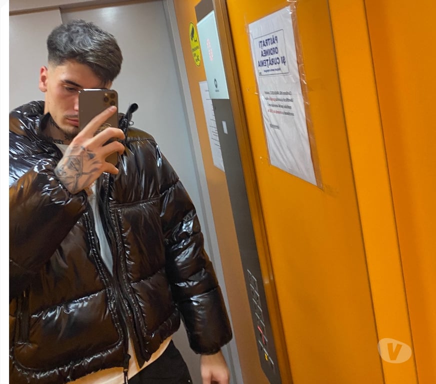  Gay massage Oxfordshire Oxford - Photos for I’m Alex, open minded and loves to party❤️