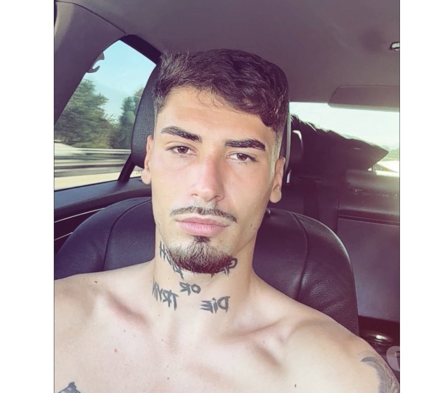  Gay massage Oxfordshire Oxford - Photos for I’m Alex, open minded and loves to party❤️