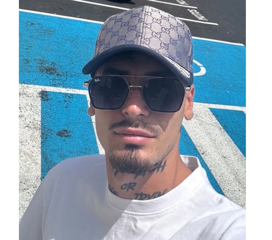  Gay massage Oxfordshire Oxford - Photos for I’m Alex, open minded and loves to party❤️