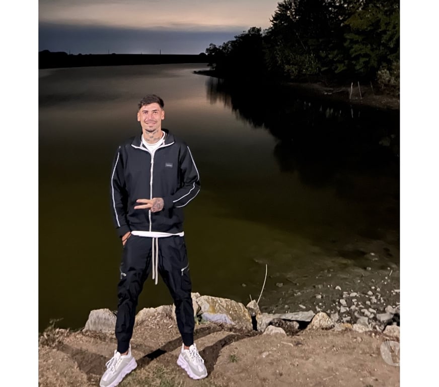  Gay massage Lincolnshire Lincoln - Photos for I’m Alex, open minded and loves to party❤️