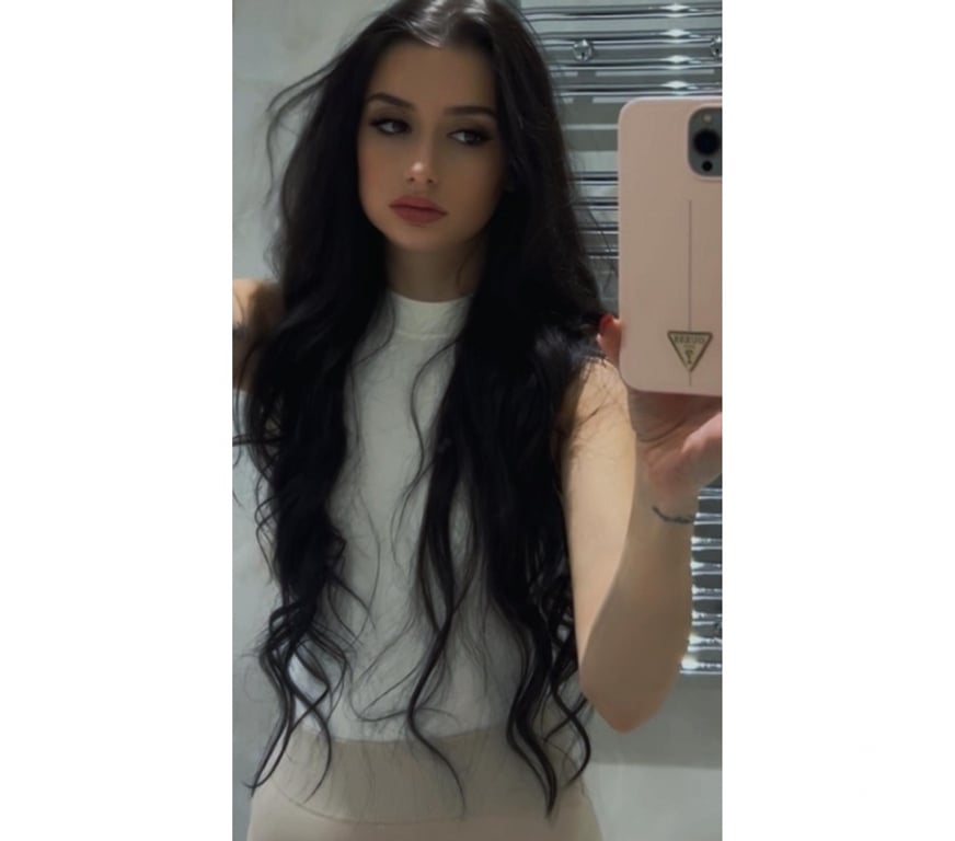 Escorts East London Canning Town - East London - Photos for 💎 Lisa — 19 • Petite • Luxury & Mystery 💎