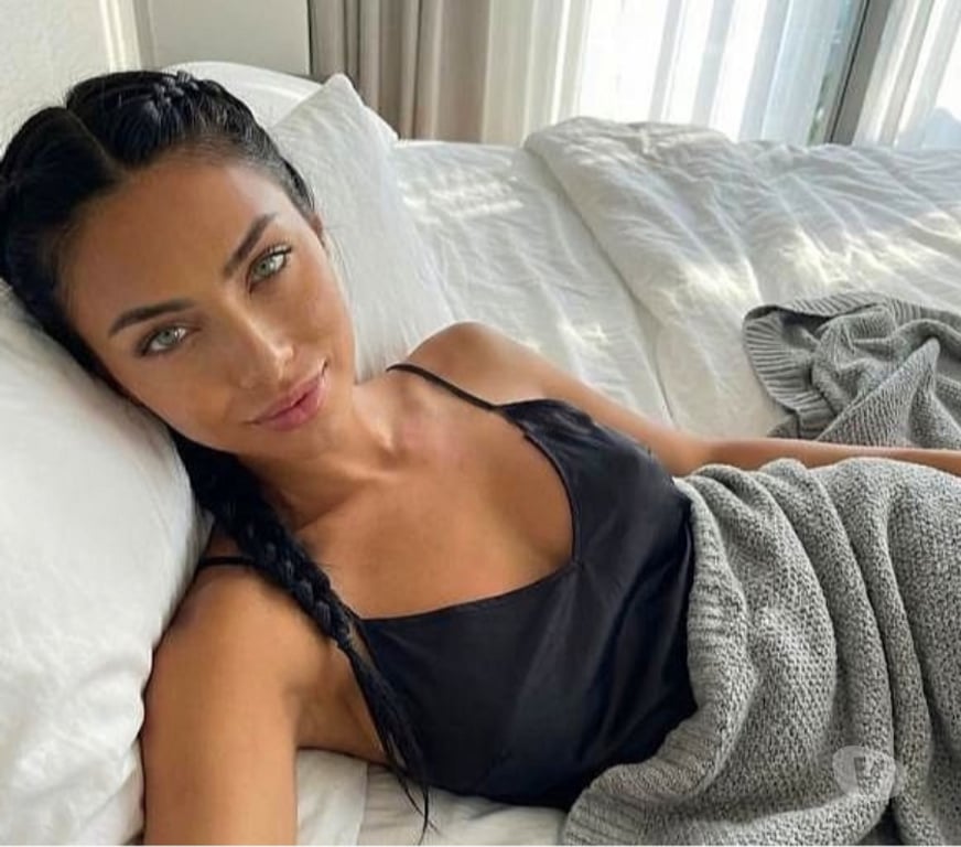 Escorts Leicestershire Leicester - Photos for AM NEW IN YOUR TOWN INN&OUT CALL ME