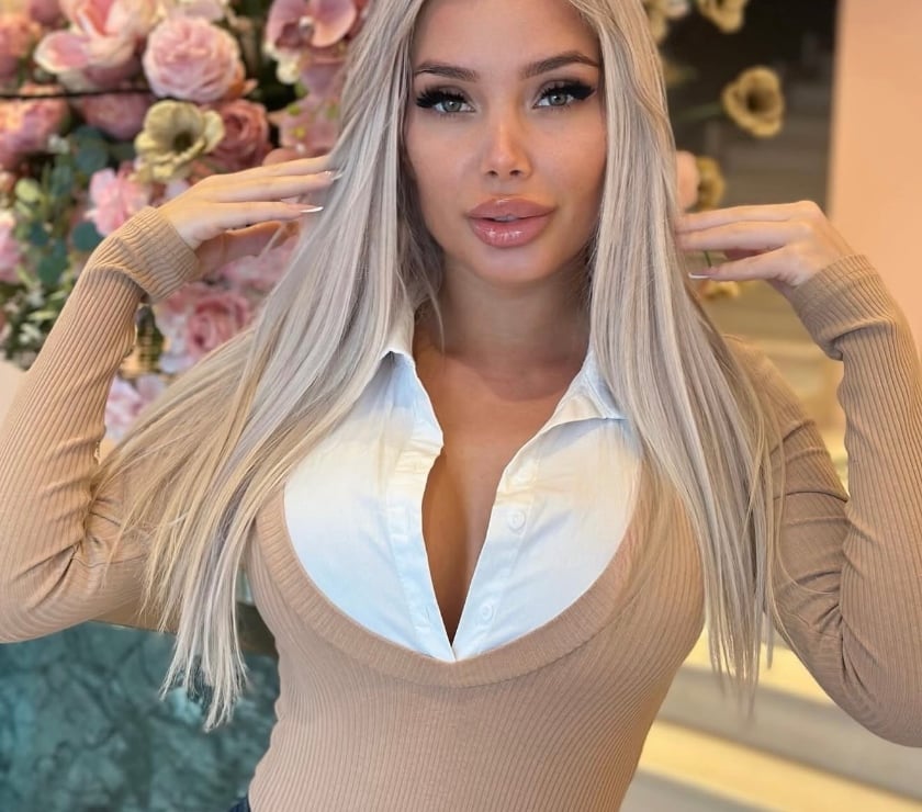 Escorts Hertfordshire Dacorum - Photos for ✅Curves, Charm, and Mystery‼️WITHOUT DEPOSIT✅