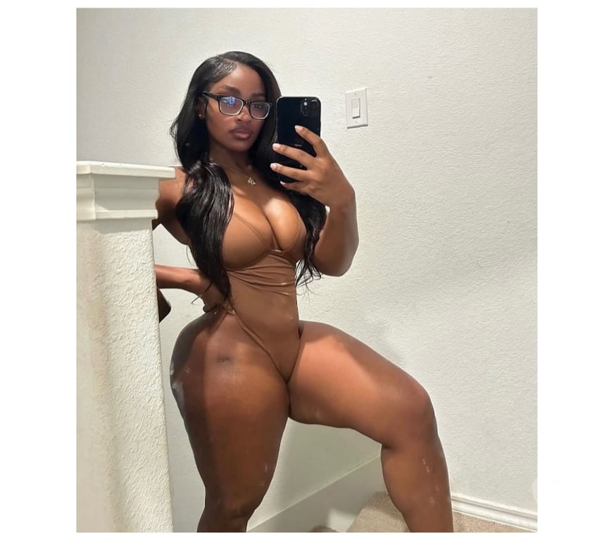 Escorts Cheshire West and Chester Chester - Cheshire West and Chester - Photos for PARTY COLOMBIAN GIRL FIRST TIME CHESTER full service