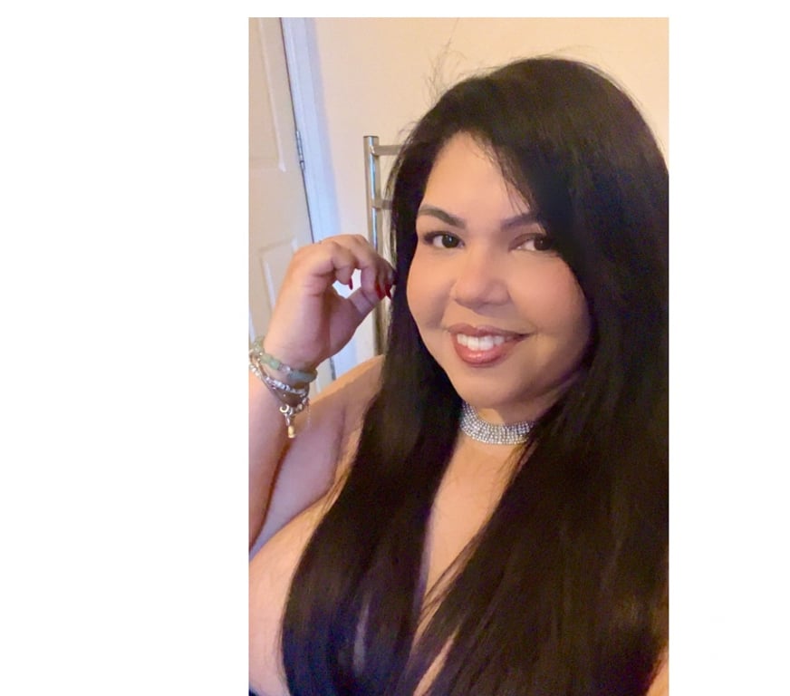 Escorts Somerset Bridgwater - Somerset - Photos for Julyana brunette🍑sexy curves🔥🌷