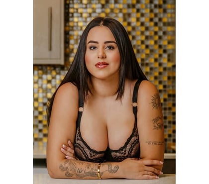 Escorts Upton Park East London - Photos for ISA FRIENDLY GIRL 🍑💋