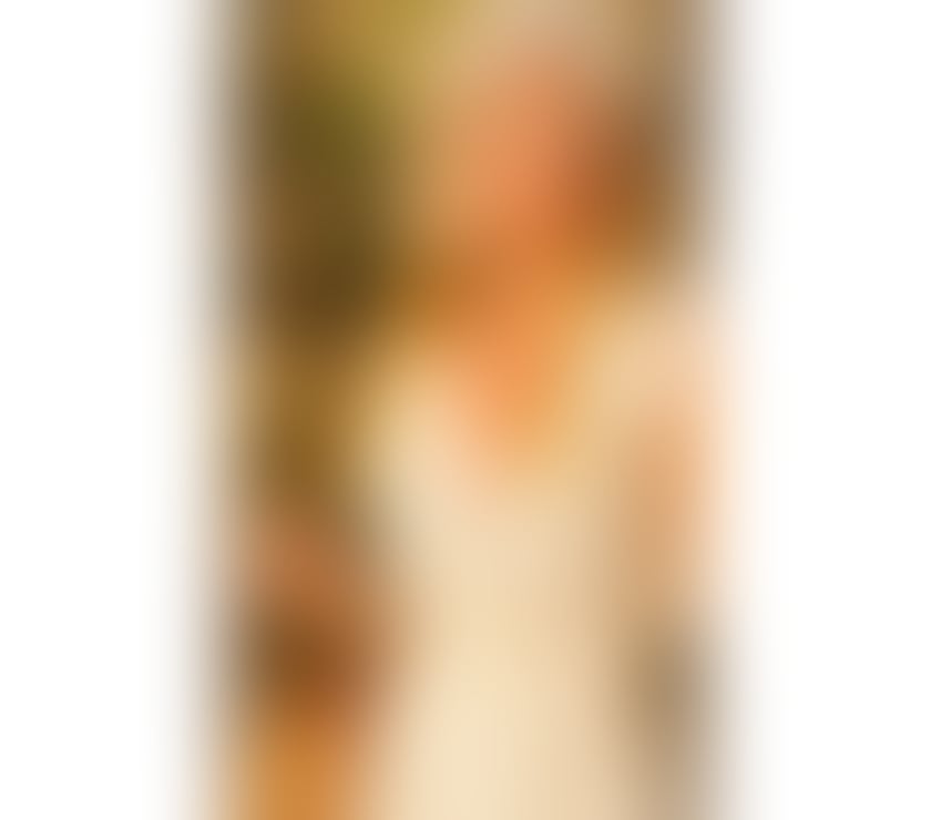 Escorts South East London Bromley - Photos for ANNE ELISE – PETITE LATINA • ELEGANT & DISCREET