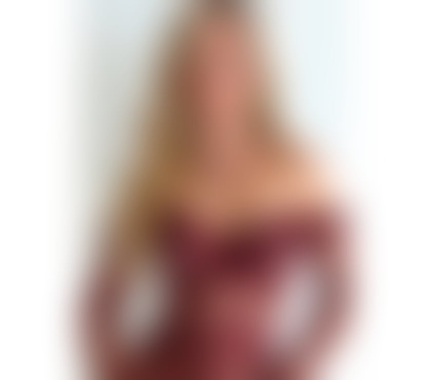 ANNE ELISE – PETITE LATINA • ELEGANT & DISCREET