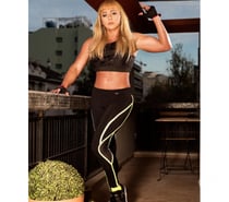 TS Dominatrix Party Delightful Brazilian Kiss MILF Fitness