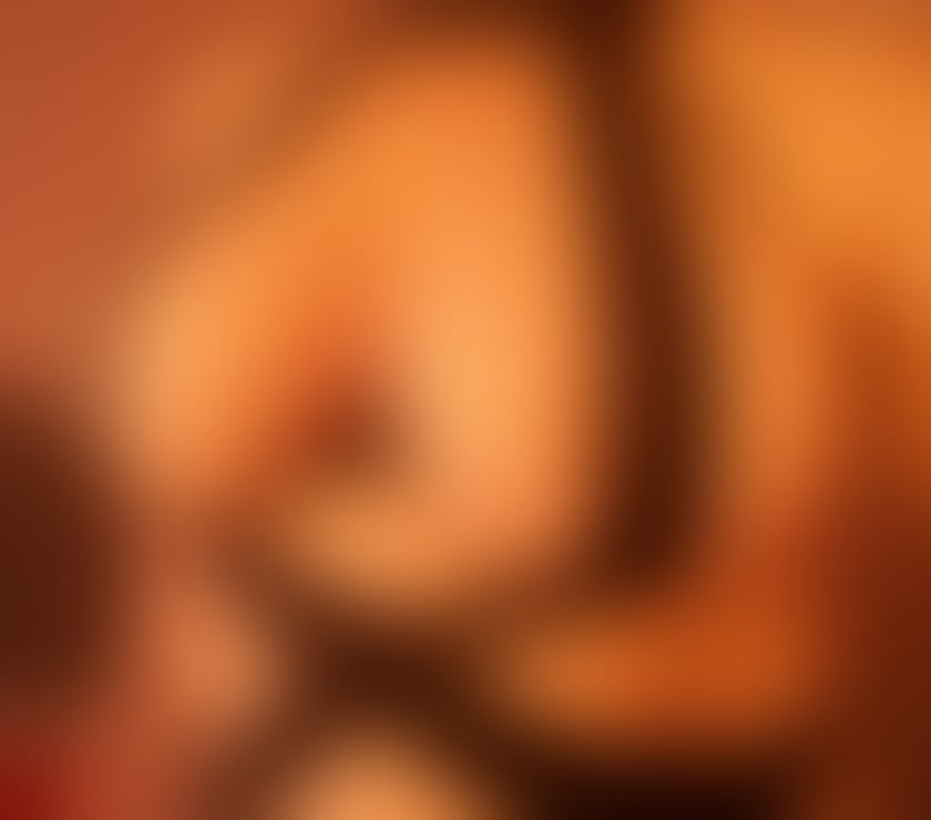 Escorts West Midlands Walsall - Photos for Genuine relaxed GFE with a sensual, friendly British woman