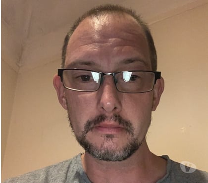 Swingers Community Cranleigh Waverley - Photos for A bi curious guy is looking to learn bi ways