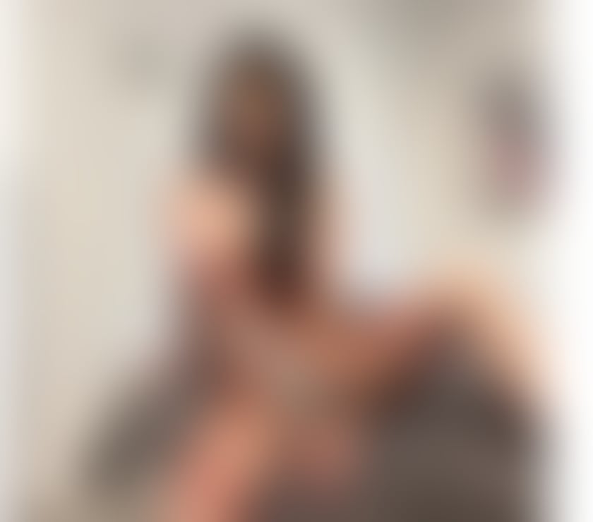 Photos for 🩷☺️Hi Guys I'm Iris Thai girl best service real pic