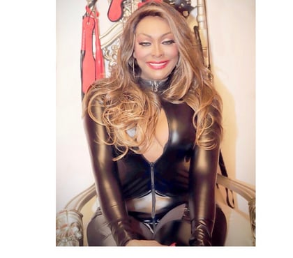 Transsexual Escorts Enfield Town Enfield - Photos for VALENTINA TS HOT