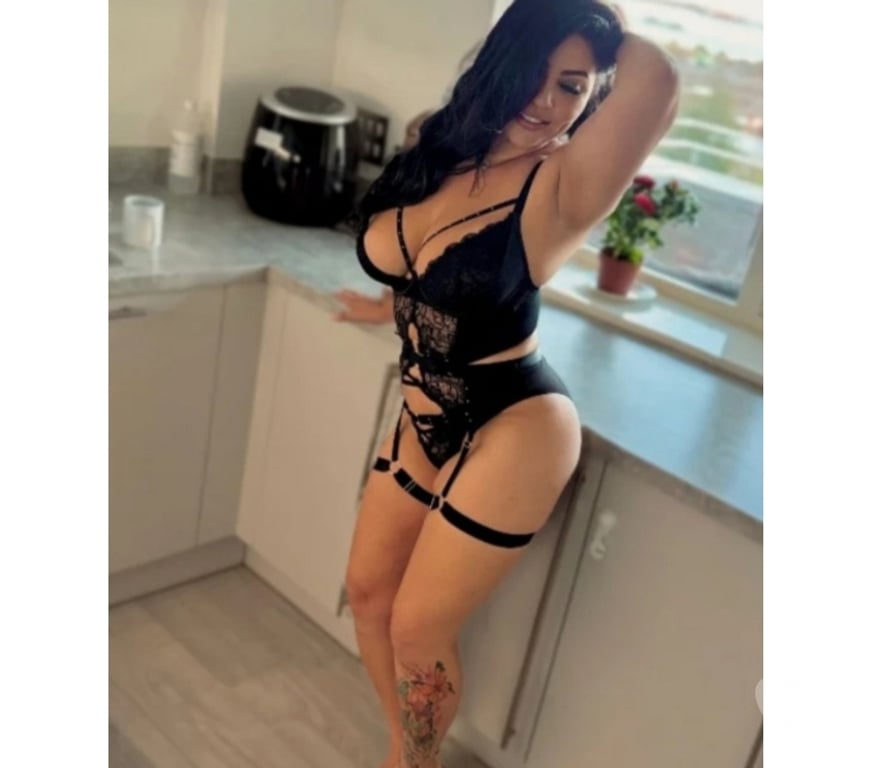 Escorts Essex Harlow - Photos for HOT GIRL 🥰 ⭐️ PARTY 🍭 TANTRIC MASSAGE