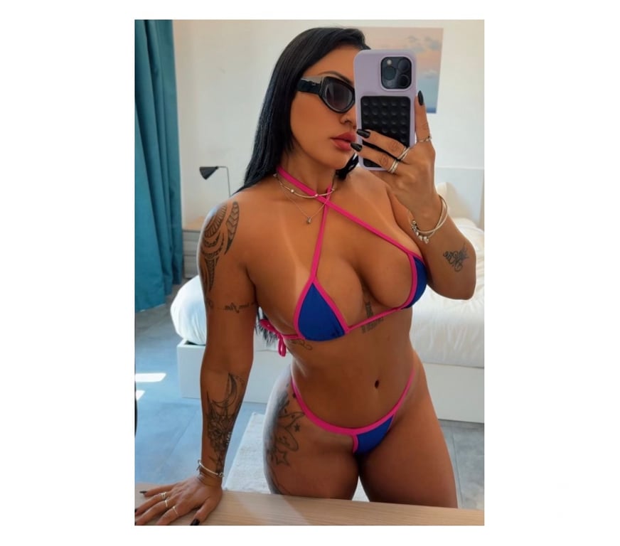 Escorts South East London Elephant and Castle - South East London - Photos for 💎 THE ULTIMATE CURVY GODDESS ✨ THICK & LUXE 🍑👑