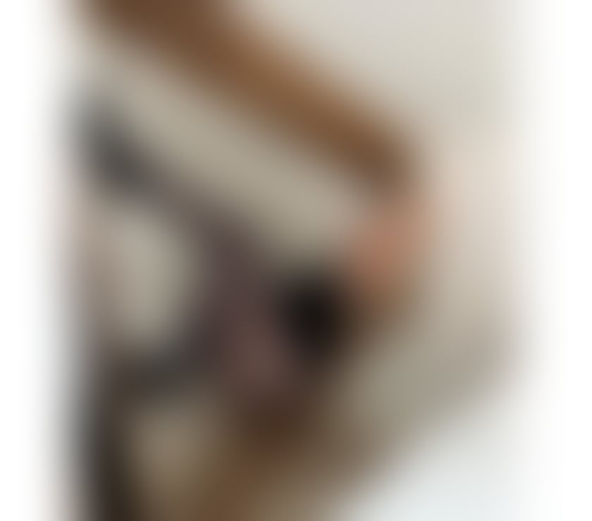 Escorts Oxfordshire Oxford - Photos for Petite Hannah. Such a sweet little thing in a Latin body