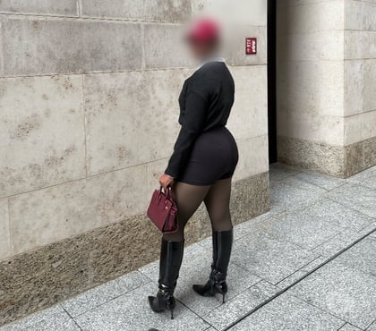 Escorts Gants Hill Station East London - Photos for Discreet Black Lady – Tall, Sexy & Very Sweet 💋 ILFORD