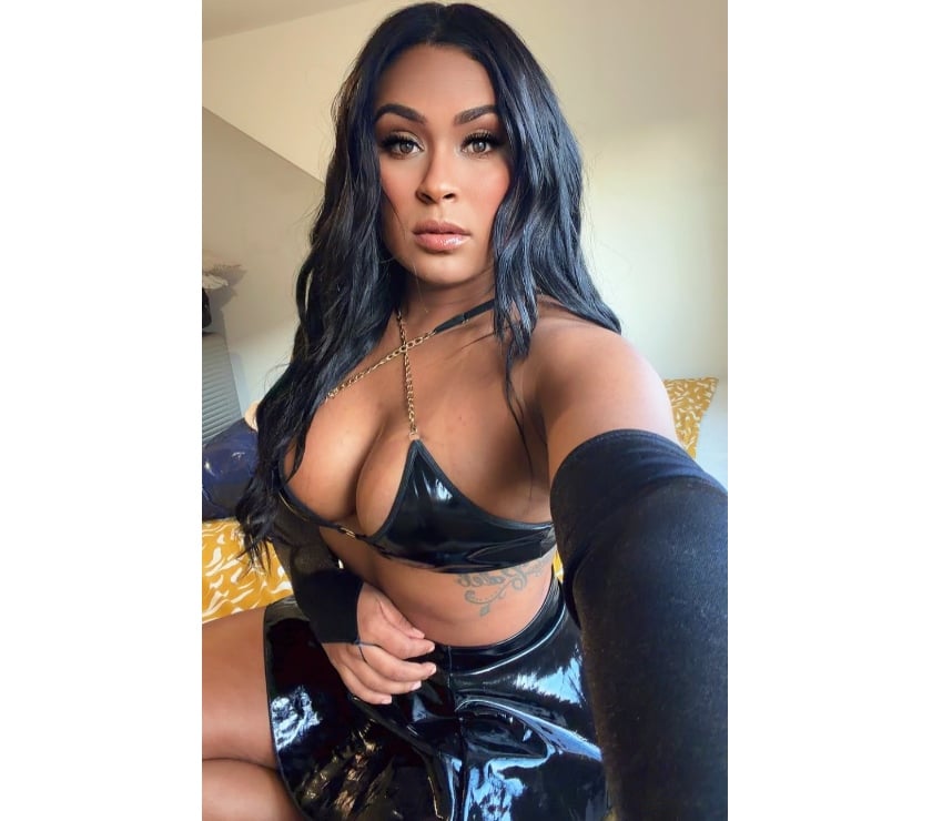 Escort Sheffield City Centre Sheffield - Photos for Lary Brazilian hot 🍑🔥🍫