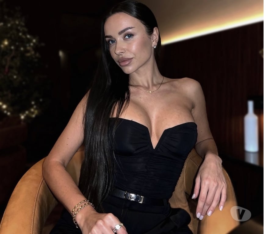 Escorts Hertfordshire Dacorum - Photos for BUSTY BRUNETTE ❤️ OUTCALL ONLY