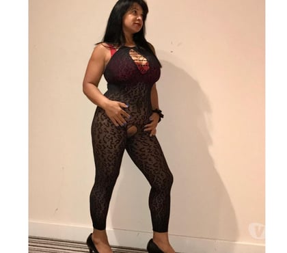  Escorts Sheffield City Centre Sheffield - Photos for 💥Pamela naughty Milf pics real big boobs natural 38DD💥