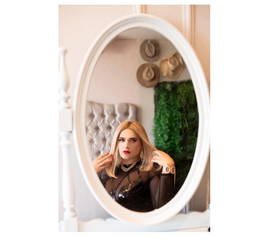 Trans Escorts Essex Colchester - Photos for Julie trans Party XXL