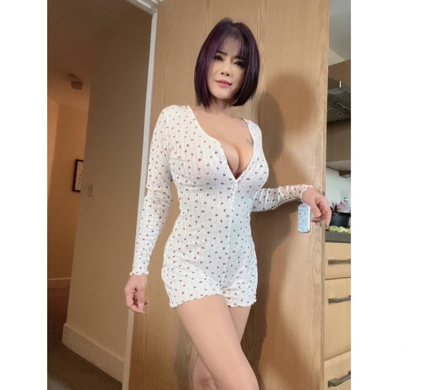 Escorts Leicestershire Leicester - Photos for Gorgeous Thai lady, 36D here for fun times 😉