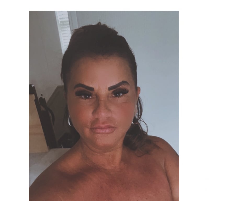 Escorts Staffordshire Stoke-on-Trent - Photos for NAUGHTY ENGLISH LADY