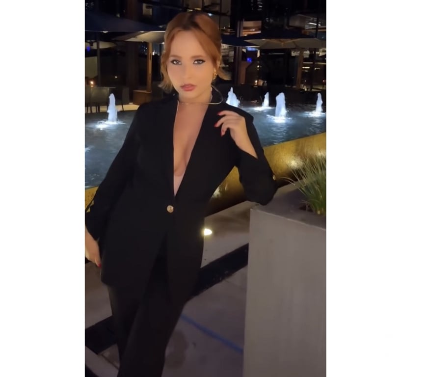 Escorts North West London Harrow - Photos for 🥰Try The Best! Our Petite Sweet. NEW IN TOWN😋