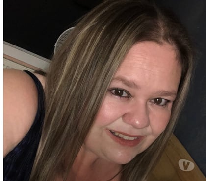 Photos for Curvy mature brunette