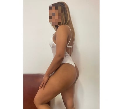 Escort Romford Havering - Photos for NEW BRAZILIAN PARTY GIRL