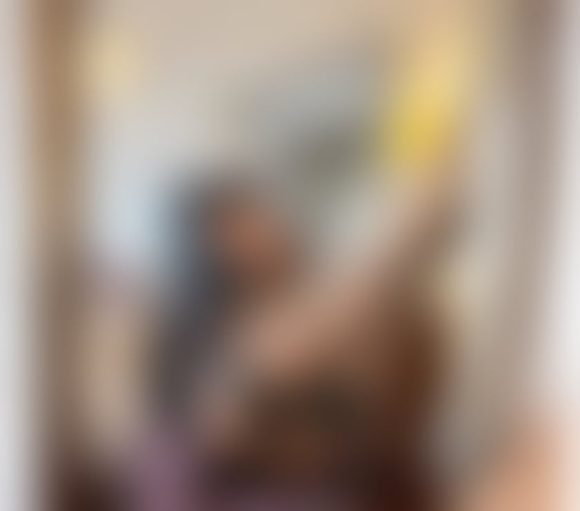 Escorts Merseyside Liverpool - Photos for Attractive Model Transsexual Transversatile Mistress Lydia