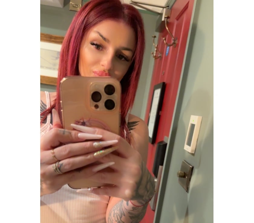 An intimate escape where attraction feels effortless♥️