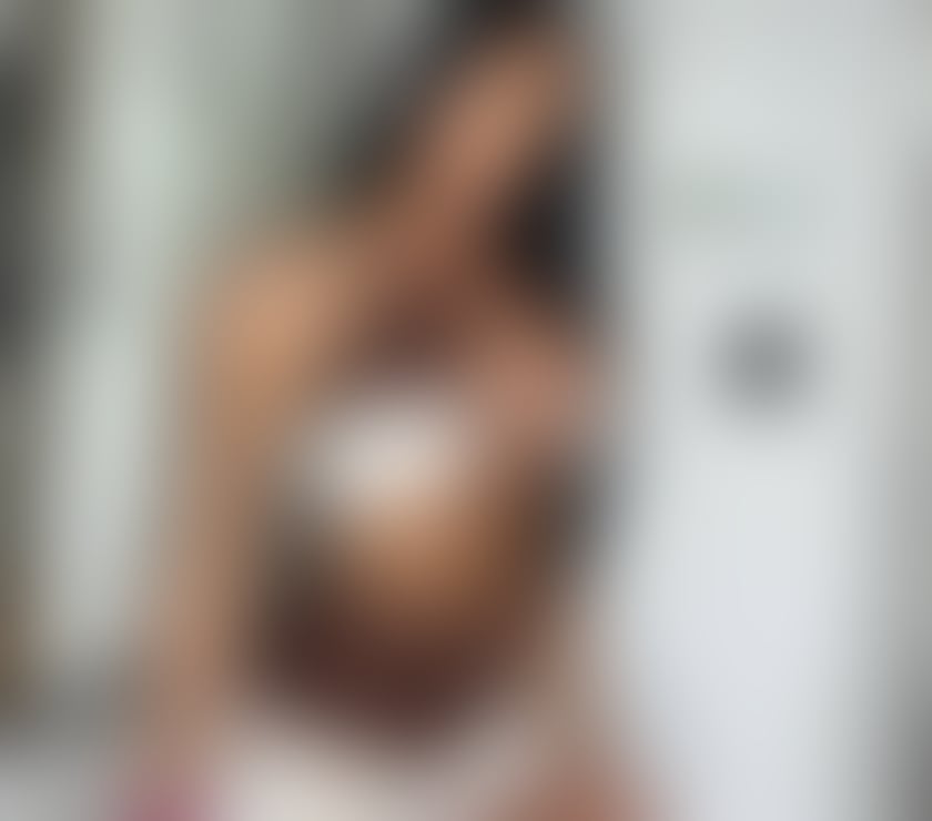  Escorts & Erotic Massage Stevenage Town Centre Stevenage - Photos for Gorgeous Lissa🎀BestTITS🍒Amazing Peachy BUM🍑Party