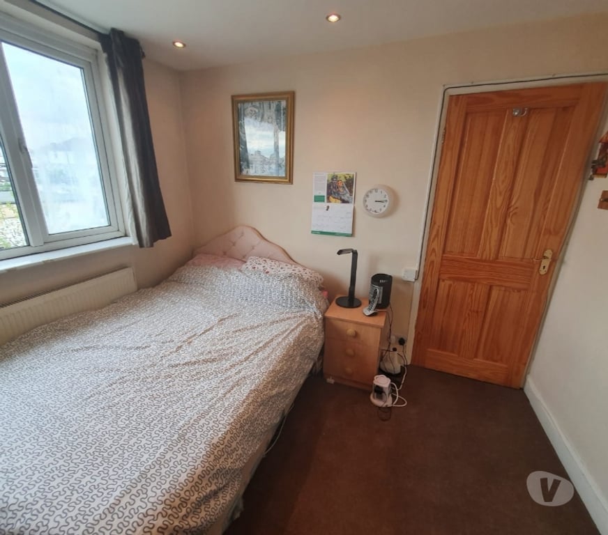 room to let Barnet Edgware - Barnet - Photos for Double room to let @ HA8 5RT all inclusive house share