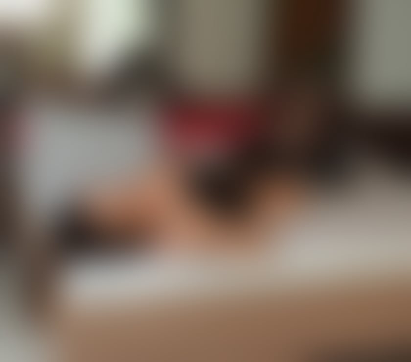 Escorts Leicestershire Leicester - Photos for KELLY 💚💛 ONLY A WEEK 💚💛