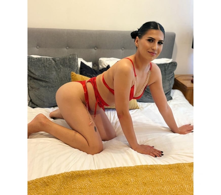 Escorts Cardiff Cardiff City Centre - Cardiff - Photos for Lovely brunette Alexxia 100% real ❤️
