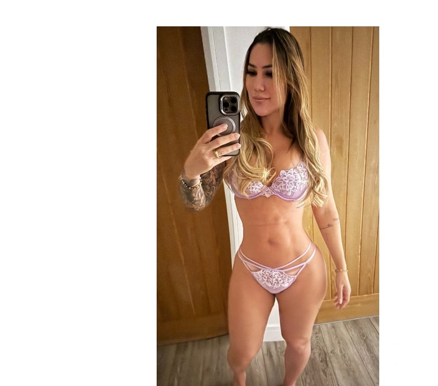 Escorts Kent Maidstone - Photos for Carol 🇧🇷 Perfect body ✨big ass 💦