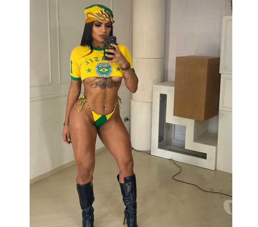 Escorts Oxfordshire Oxford - Photos for Carla brunette first time in tow now