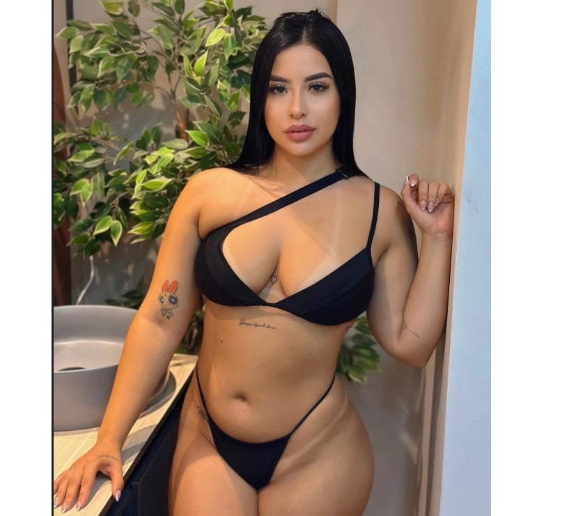 Escorts Luton Town Centre Luton - Photos for ALEXANDRA🟢🟢BEAUTIFUL 🇨🇴 COLOMBIAN 🟢🟢✅