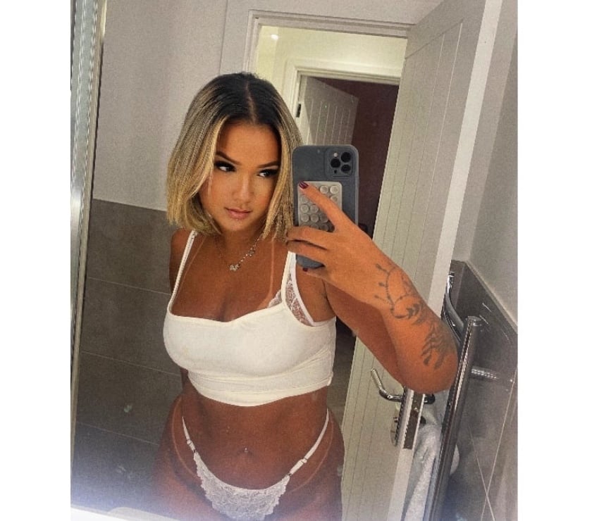 Escorts Glasgow Glasgow City Centre - Glasgow - Photos for NEW GIRL LIVIA HOT🇧🇷✨ THE BEST OWO😋 REAL🫢🍾