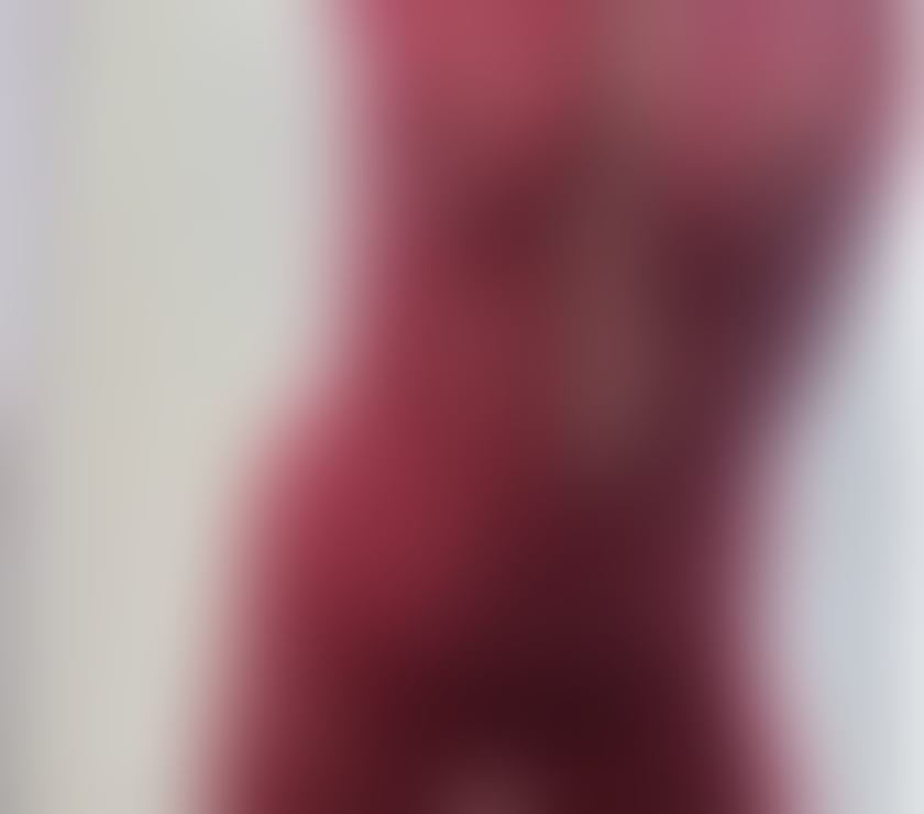  Escorts & Erotic Massage Leeds City Centre Leeds - Photos for Hello my dears, I'm new to your area, I do parties and trave