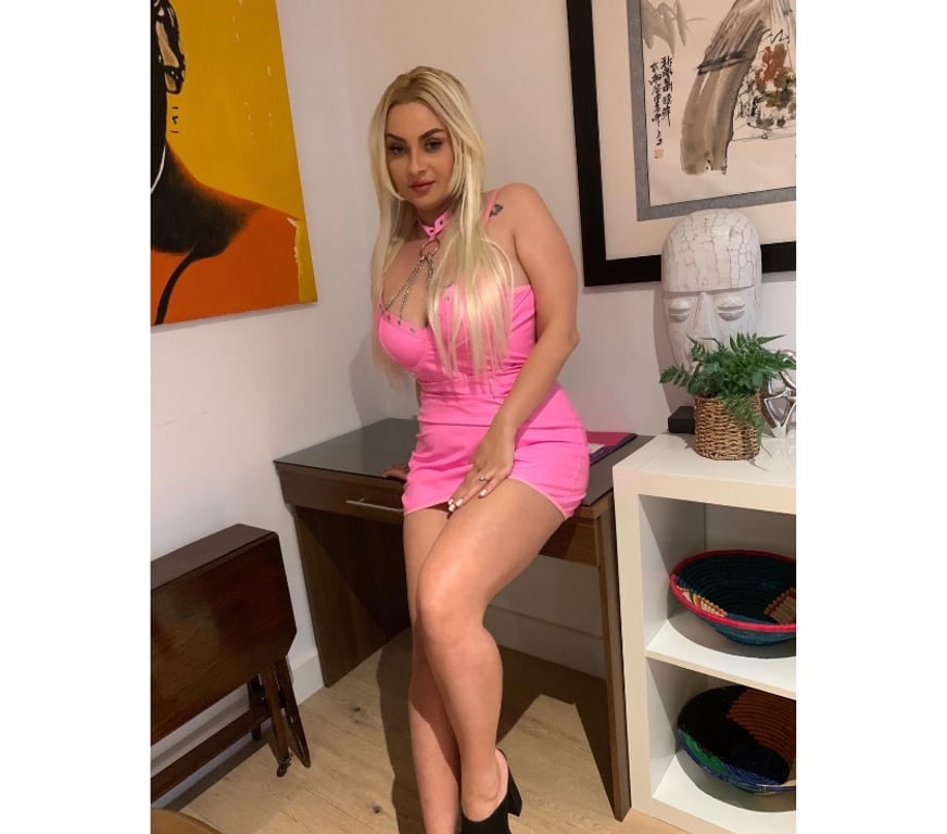 Escorts Buckinghamshire Milton Keynes - Photos for ELLA SWEET ~ NEW PARTY GIRL 💎💎💎