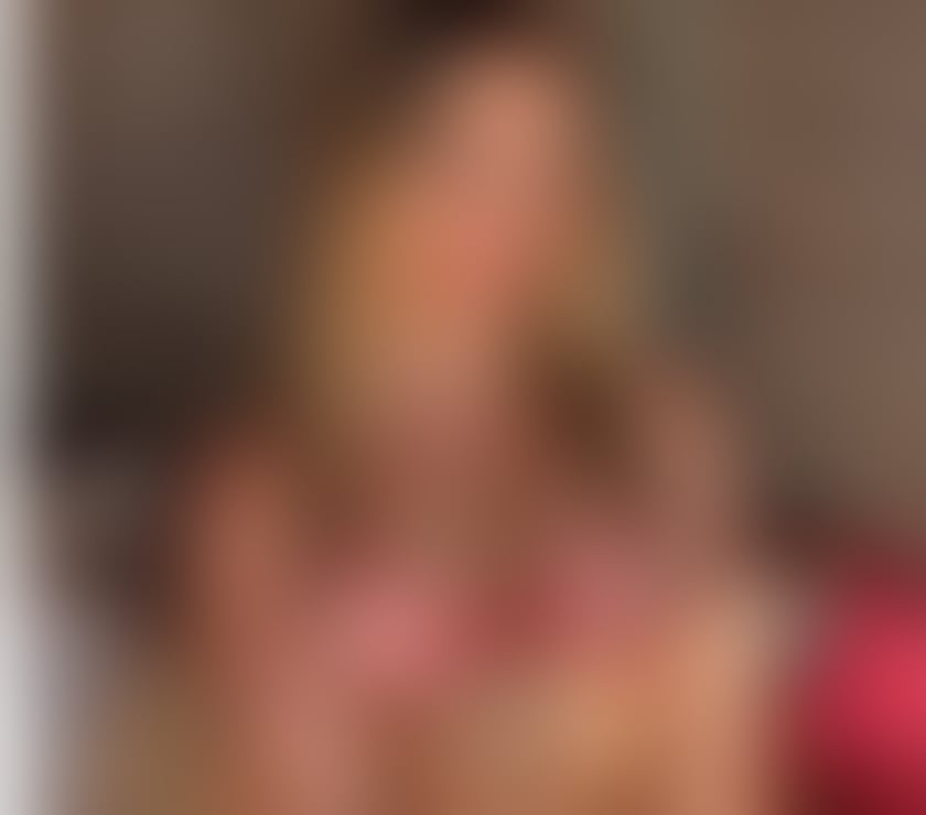 Laura Back In Lincoln 😘