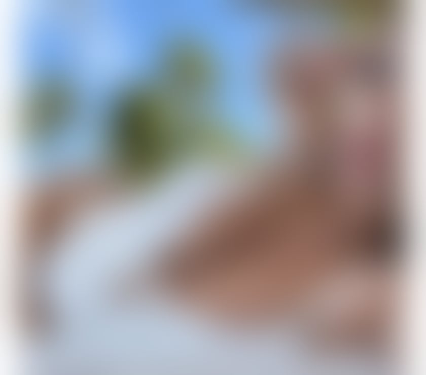 Lily Hot Brazilian 🇧🇷 First time here 🍑🥂