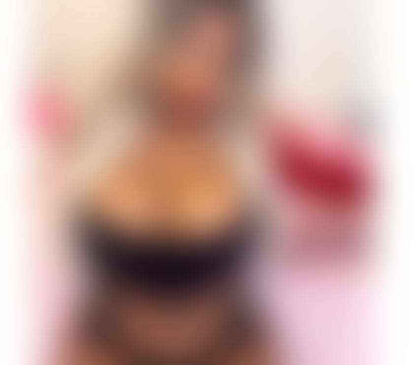 😋😋 SULLY HOT BUSTTY NEW IN TOWN