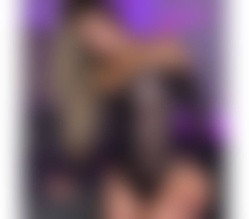 Jade - PERFECT BODY 🍑 SLIM AND FIT