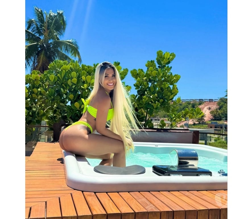 Escorts West London White City - West London - Photos for Mia Blonde Brazilian Girl ❤️💋