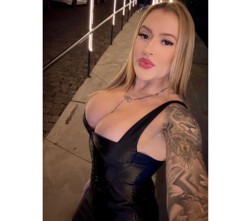 Escorts Birmingham City Centre Birmingham - Photos for Manu girl hot 🇧🇷 not fake💖